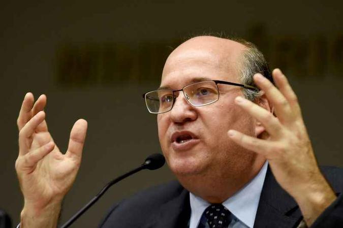 Crescimento deste ano pode chegar a 0,7% ou 0,8%. Projeção deve ser anunciada amanhã por Ilan Goldfajn(foto: Ilan Goldfajn) Crescimento deste ano pode chegar a 0,7% ou 0,8%. Projeção deve ser anunciada amanhã por Ilan Goldfajn(foto: Ilan Goldfajn)