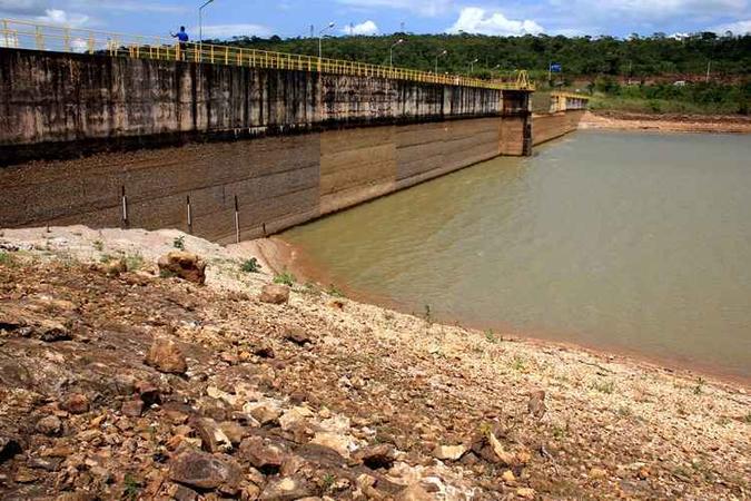 Barragem do Descoberto está em nível crítico: abaixo de 20%(foto: Arthur Menescal/Esp. CB/D.A Press) Barragem do Descoberto está em nível crítico: abaixo de 20%(foto: Arthur Menescal/Esp. CB/D.A Press)