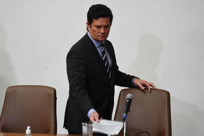 Apesar de a Constituição prever que a lei não retroage para prejudicar, dispositivo eleitoral poderia afetar Moro(foto: AFP / EVARISTO SA) Apesar de a Constituição prever que a lei não retroage para prejudicar, dispositivo eleitoral poderia afetar Moro(foto: AFP / EVARISTO SA)