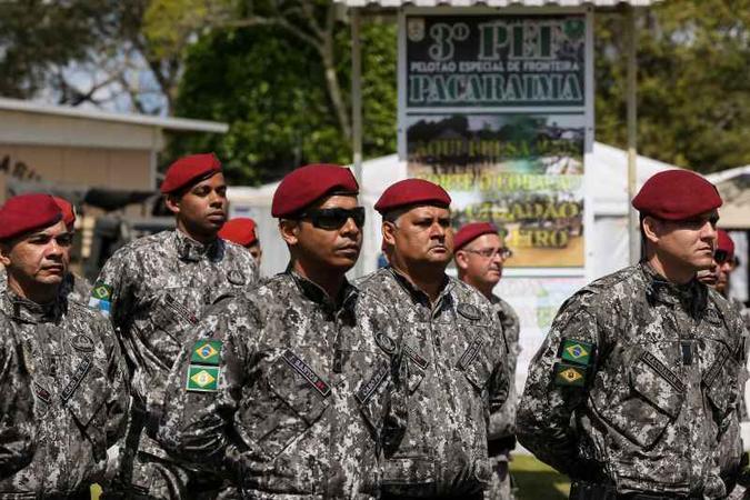 Agentes da Força Nacional começam a atuar no Ceará, após a ocorrência de 73 ataques criminosos registrados desde a noite de quarta-feira (2)(foto: Marcos Corrêa/PR) Agentes da Força Nacional começam a atuar no Ceará, após a ocorrência de 73 ataques criminosos registrados desde a noite de quarta-feira (2)(foto: Marcos Corrêa/PR)