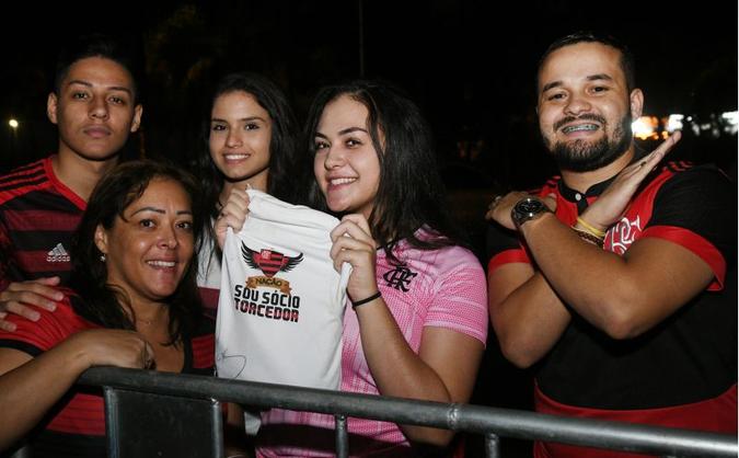 A família de Drielle tem sete pessoas: meia-entrada mais barata para todos seria R$ 700(foto: Ed Alves/CB/D.A Press ) A família de Drielle tem sete pessoas: meia-entrada mais barata para todos seria R$ 700(foto: Ed Alves/CB/D.A Press )