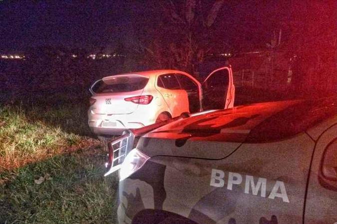 Os disparos aconteceram no Recanto das Emas e os suspeitos fugiram para Samambaia(foto: PMDF/Divulgação) Os disparos aconteceram no Recanto das Emas e os suspeitos fugiram para Samambaia(foto: PMDF/Divulgação)