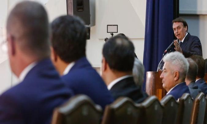 Bolsonaro na posse do diretor da Abin: falta o governo liberar R$ 1,5 bilhão para emendas parlamentares(foto: Carolina Antunes/PR) Bolsonaro na posse do diretor da Abin: falta o governo liberar R$ 1,5 bilhão para emendas parlamentares(foto: Carolina Antunes/PR)