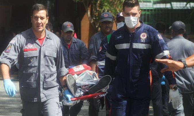 Massacre na cidade de Suzano, no interior de São Paulo, deixou pelo menos dez mortos na manhã de hoje(foto: Werther Santana/Estadão Conteúdo) Massacre na cidade de Suzano, no interior de São Paulo, deixou pelo menos dez mortos na manhã de hoje(foto: Werther Santana/Estadão Conteúdo)