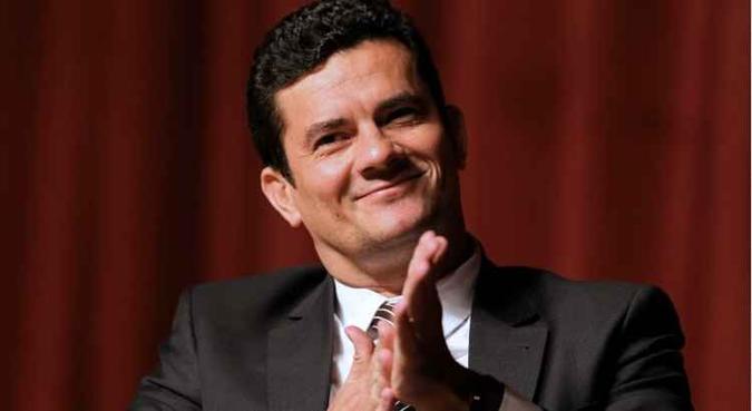 O magistrado é o responsável pela Lava-Jato na primeira instância(foto: Heuler Andrey/AFP) O magistrado é o responsável pela Lava-Jato na primeira instância(foto: Heuler Andrey/AFP)