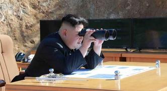 No fim de semana as Nações Unidas aprovaram sanções contra a Coreia do Norte e além disso, os Estados Unidos fizeram mais manobras na região recentemente(foto: KCNA VIA KNS/AFP PHOTO - 4/7/2017) No fim de semana as Nações Unidas aprovaram sanções contra a Coreia do Norte e além disso, os Estados Unidos fizeram mais manobras na região recentemente(foto: KCNA VIA KNS/AFP PHOTO - 4/7/2017)