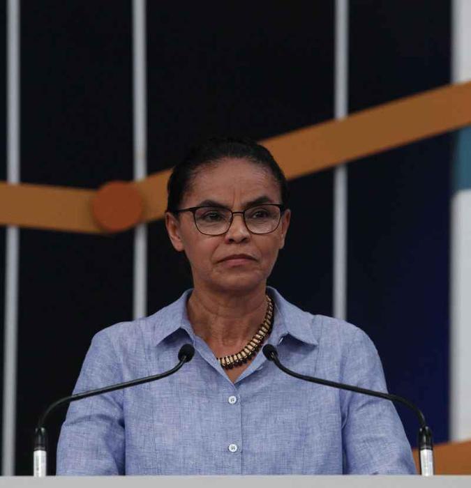 Marina Silva tem a segunda maior rejeição entre os candidatos, segundo levantamento do Ibope(foto: AFP/ Miguel Schincariol) Marina Silva tem a segunda maior rejeição entre os candidatos, segundo levantamento do Ibope(foto: AFP/ Miguel Schincariol)
