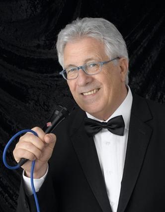 Cantor e compositor italiano promete tocar sucessos que vão fazer a plateia cantar(foto: Reproducao) Cantor e compositor italiano promete tocar sucessos que vão fazer a plateia cantar(foto: Reproducao)