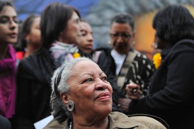 Toni Morrison: reflexão sobre como uma pessoa se torna racista(foto: Franck Fife/ Divulgação) Toni Morrison: reflexão sobre como uma pessoa se torna racista(foto: Franck Fife/ Divulgação)