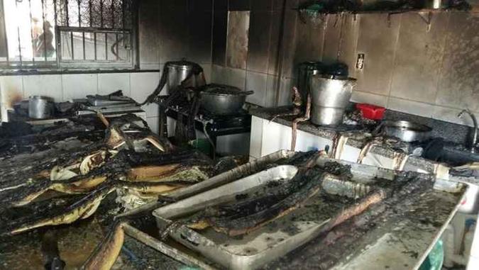 Chamas começaram na cozinha da creche, que ficou totalmente destruída(foto: Reprodução/Creche Alecrim) Chamas começaram na cozinha da creche, que ficou totalmente destruída(foto: Reprodução/Creche Alecrim)