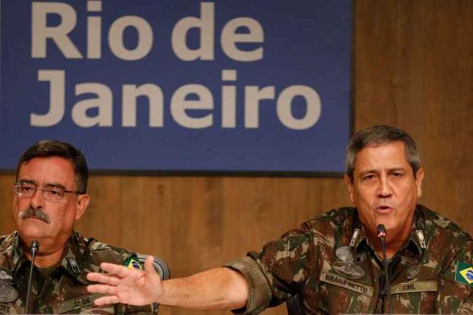 Segundo o porta-voz, o encontro também foi uma visita de cortesia, e o general declarou apoio da intervenção à operação Lava-Jato(foto: Tânia Rêgo/Agência Brasil.) Segundo o porta-voz, o encontro também foi uma visita de cortesia, e o general declarou apoio da intervenção à operação Lava-Jato(foto: Tânia Rêgo/Agência Brasil.)