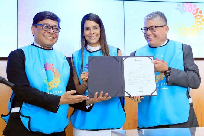 O projeto tem o objetivo de aplicar as ações da Política Nacional de Humanização (PNH), do Ministério da Saúde, proporcionando um ambiente mais acolhedor nas unidade médicas do DF(foto: Iges-DF/Divulgação ) O projeto tem o objetivo de aplicar as ações da Política Nacional de Humanização (PNH), do Ministério da Saúde, proporcionando um ambiente mais acolhedor nas unidade médicas do DF(foto: Iges-DF/Divulgação )