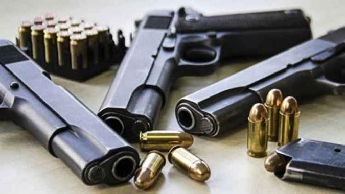 O governo destacou as preocupações da indústria de armas suíça, já que O governo destacou as preocupações da indústria de armas suíça, já que