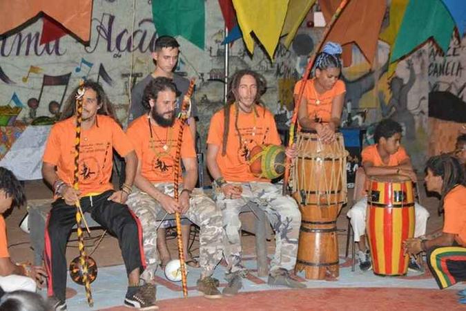 A capoeira é uma das atividades oferecidas pelo projeto (foto: Kombo Arte Afro/Divulgação) A capoeira é uma das atividades oferecidas pelo projeto (foto: Kombo Arte Afro/Divulgação)