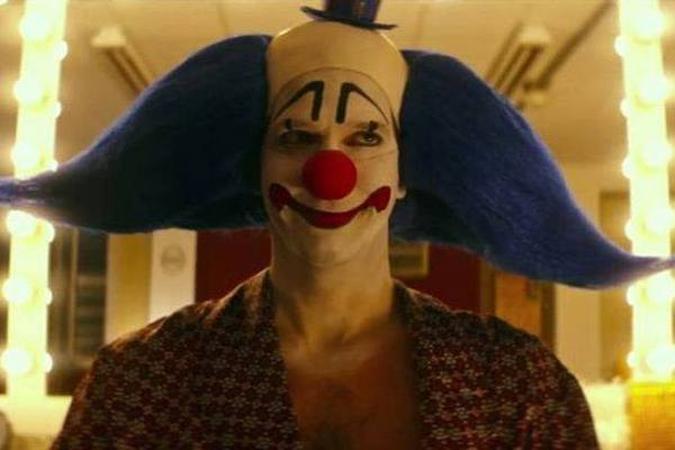 'Bingo - O rei das manhãs' chega aos cinemas no dia 24 de agosto(foto: Warner Bros. Pictures/Reprodução) 'Bingo - O rei das manhãs' chega aos cinemas no dia 24 de agosto(foto: Warner Bros. Pictures/Reprodução)