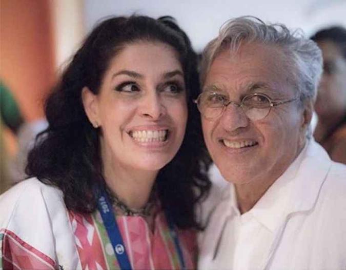 Caetano e a esposa, Paula Lavigne(foto: Instagram/Reprodução) Caetano e a esposa, Paula Lavigne(foto: Instagram/Reprodução)