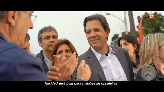 Programa eleitoral do PT apresenta Haddad como novo candidato em carta de Lula(foto: Reprodução/Youtube) Programa eleitoral do PT apresenta Haddad como novo candidato em carta de Lula(foto: Reprodução/Youtube)
