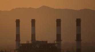 Em 2016, a concentração atmosférica de CO2 - principal gás de efeito estufa de longa duração - alcançou 403,3 partes por milhão (foto: David McNew/Getty Images/AFP) Em 2016, a concentração atmosférica de CO2 - principal gás de efeito estufa de longa duração - alcançou 403,3 partes por milhão (foto: David McNew/Getty Images/AFP)