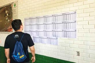 Portões dos locais de prova do 2º dia do Enem 2019 foram fechados às 13h