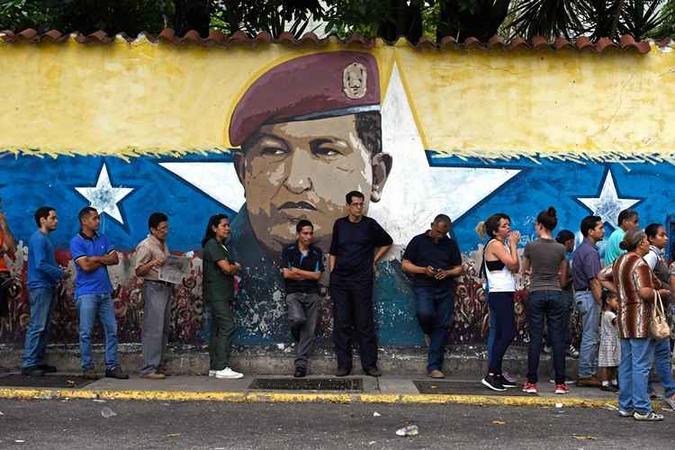 Atualmente, o governo federal controla 20 dos 23 estados(foto: AFP / JUAN BARRETO) Atualmente, o governo federal controla 20 dos 23 estados(foto: AFP / JUAN BARRETO)
