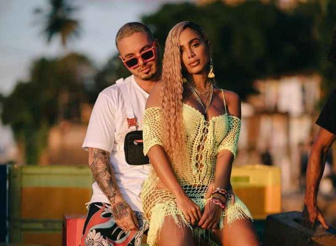 Anitta e J Balvin: parcerias emplacam hits nas paradas de sucesso(foto: Ricardo Muniz/Divulgação) Anitta e J Balvin: parcerias emplacam hits nas paradas de sucesso(foto: Ricardo Muniz/Divulgação)
