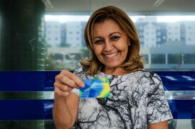Rosângela Araújo vai usar o dinheiro extra para visitar amigos em João Pessoa. Uma ida a Juazeiro também está nos planos dela(foto: B?rbara Cabral/Esp. CB/D.A Press) Rosângela Araújo vai usar o dinheiro extra para visitar amigos em João Pessoa. Uma ida a Juazeiro também está nos planos dela(foto: B?rbara Cabral/Esp. CB/D.A Press)