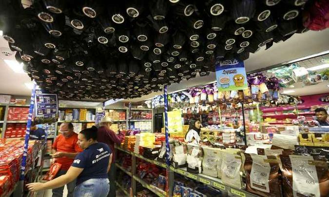A vistoria foi realizada em 231 comércios do DF, entre supermercados, lojas de chocolate, peixarias e distribuidoras de doce(foto: Divulgação/Procon) A vistoria foi realizada em 231 comércios do DF, entre supermercados, lojas de chocolate, peixarias e distribuidoras de doce(foto: Divulgação/Procon)