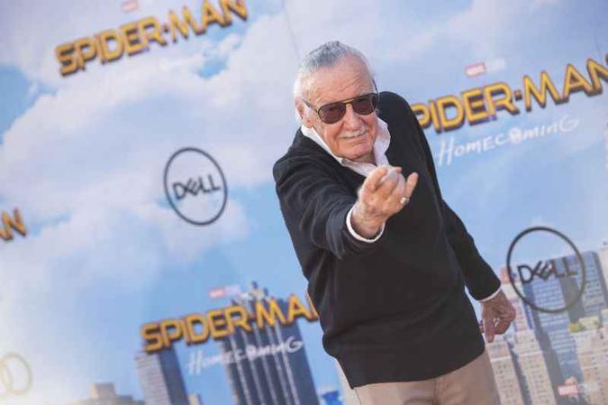 Stan Lee: 'Nós temos uma vida maravilhosa. Eu sou bem sortudo'(foto: AFP/ Valerie Macon) Stan Lee: 'Nós temos uma vida maravilhosa. Eu sou bem sortudo'(foto: AFP/ Valerie Macon)