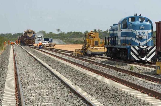 Além dos projetos tradicionais e bilionários, como as Ferrovias Norte-Sul e Oeste-Leste, o trabalho coloca luz sobre a paralisação de obras menores, como creches e escolas municipais(foto: Ronaldo de Oliveira/CB/D.A Press) Além dos projetos tradicionais e bilionários, como as Ferrovias Norte-Sul e Oeste-Leste, o trabalho coloca luz sobre a paralisação de obras menores, como creches e escolas municipais(foto: Ronaldo de Oliveira/CB/D.A Press)