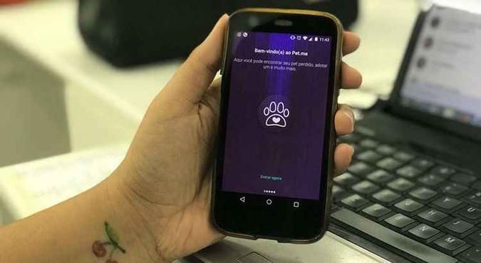 O app tem como objetivo aumentar a rede de pessoas interessadas em ajudar cães e gatos que vivem nas ruas(foto: Lorena Barros/Diário de Pernambuco) O app tem como objetivo aumentar a rede de pessoas interessadas em ajudar cães e gatos que vivem nas ruas(foto: Lorena Barros/Diário de Pernambuco)