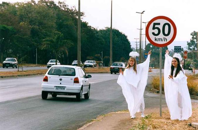 Mais de 90 países já fixam 50 km/h como limite em seus centros urbanos(foto: Carlos Moura/CB/D.A Press) Mais de 90 países já fixam 50 km/h como limite em seus centros urbanos(foto: Carlos Moura/CB/D.A Press)