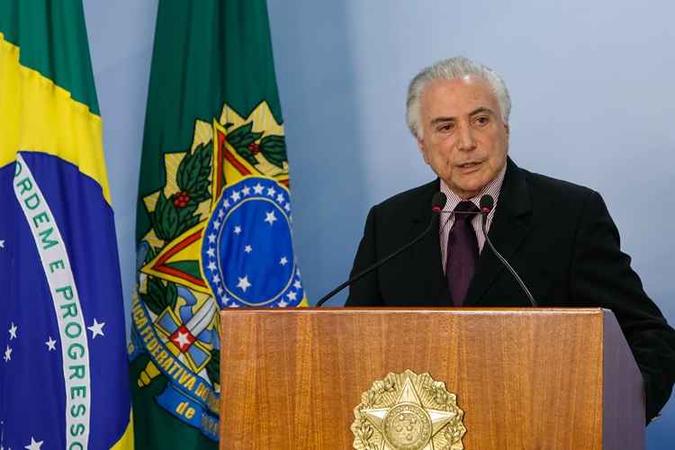 O presidente Michel Temer, quando sancionou a lei de reoneração, vetou a eliminação da Pis/Cofins sobre o óleo diesel(foto: Alan Santos/PR) O presidente Michel Temer, quando sancionou a lei de reoneração, vetou a eliminação da Pis/Cofins sobre o óleo diesel(foto: Alan Santos/PR)