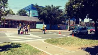 O atendimento será, a princípio, em pontos de maior fluxo de pessoas, como escolas públicas e privadas, nos horários de entrada e saída de estudantes (foto: Divulgação/Detran-DF) O atendimento será, a princípio, em pontos de maior fluxo de pessoas, como escolas públicas e privadas, nos horários de entrada e saída de estudantes (foto: Divulgação/Detran-DF)