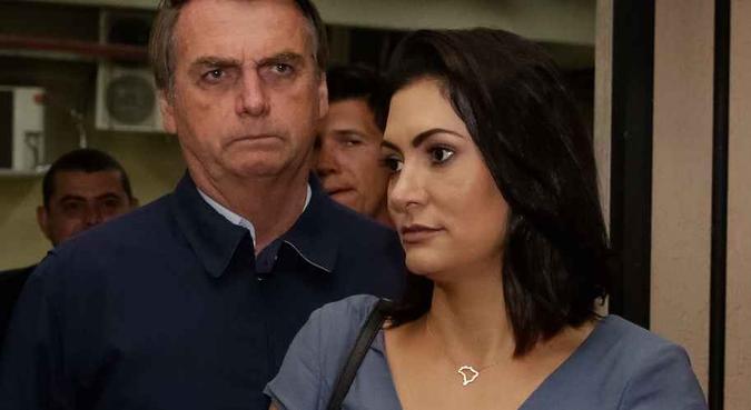 O presidente e a primeira-dama, em igreja à qual foram neste domingo(foto: Isac Nóbrega/PR) O presidente e a primeira-dama, em igreja à qual foram neste domingo(foto: Isac Nóbrega/PR)