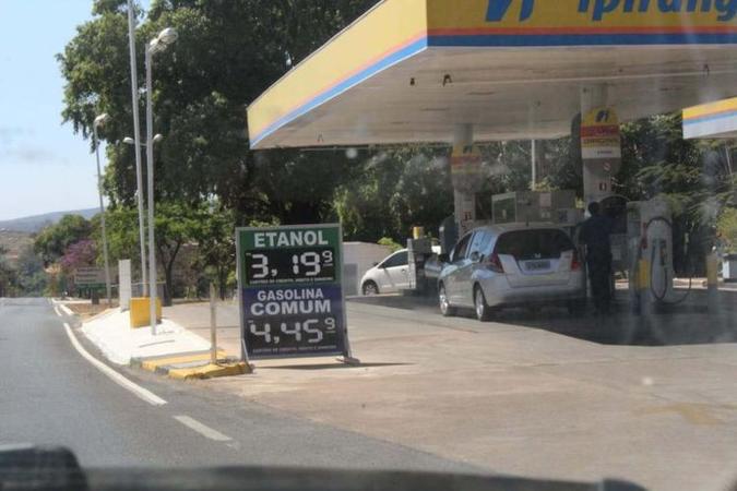 Preços que estavam contidos pela concorrência foram liberados sem que a Petrobras aumentasse o valor (foto: Gabriel Pinheiro/Esp. CB/D.A Press) Preços que estavam contidos pela concorrência foram liberados sem que a Petrobras aumentasse o valor (foto: Gabriel Pinheiro/Esp. CB/D.A Press)
