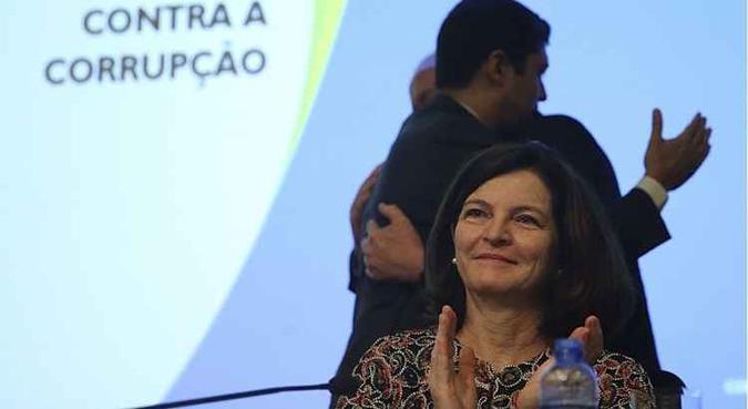 Raquel Dodge pediu ao STF o cumprimento de mandados de prisão temporária e busca e apreensão no inquérito dos Portos(foto: José Cruz/Agência Brasil) Raquel Dodge pediu ao STF o cumprimento de mandados de prisão temporária e busca e apreensão no inquérito dos Portos(foto: José Cruz/Agência Brasil)