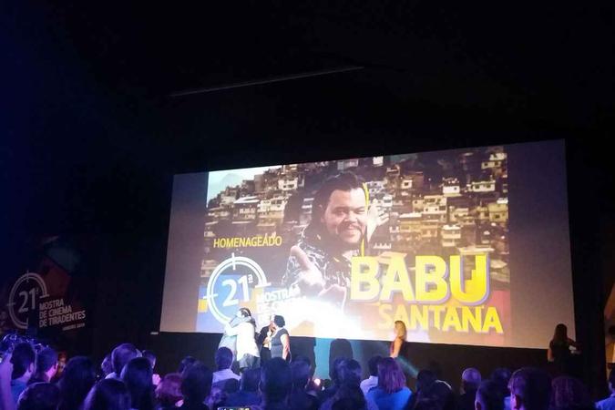 As salas de cinema do Brasil serão obrigadas a oferecer aparelhos de acessibilidade para deficientes visuais e auditivos(foto: Leo Rodrigues/Agência Brasil) As salas de cinema do Brasil serão obrigadas a oferecer aparelhos de acessibilidade para deficientes visuais e auditivos(foto: Leo Rodrigues/Agência Brasil)