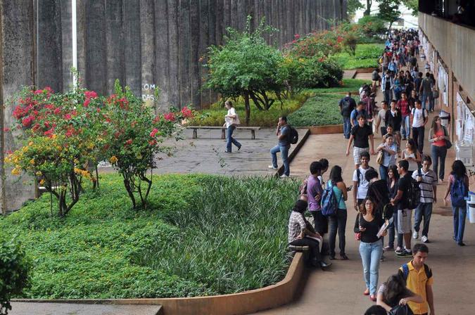 No que se refere somente ao Brasil, a UnB foi eleita neste ano como a 9ª melhor universidade do país. No ano passado havia se classificado na 11º colocação.(foto: Marcelo Ferreira/CB/D.A Press) No que se refere somente ao Brasil, a UnB foi eleita neste ano como a 9ª melhor universidade do país. No ano passado havia se classificado na 11º colocação.(foto: Marcelo Ferreira/CB/D.A Press)