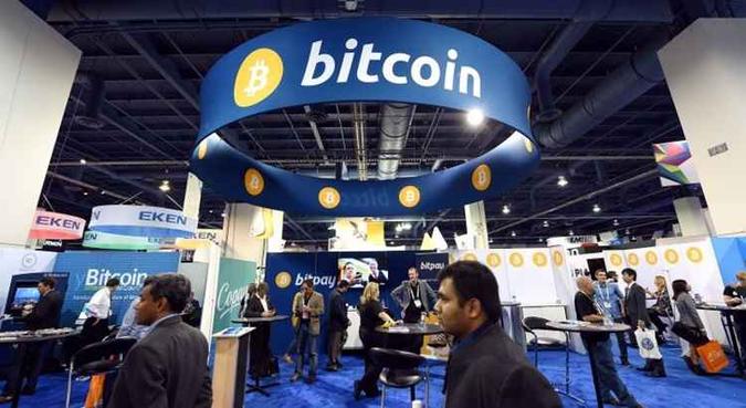 O bitcoin é comprado e vendido em plataformas especializadas da internet(foto: Ethan Miller/AFP) O bitcoin é comprado e vendido em plataformas especializadas da internet(foto: Ethan Miller/AFP)