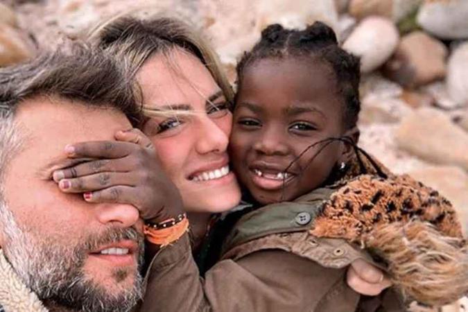 O casal não tem filhos biológicos(foto: Reprodução/ Instagram) O casal não tem filhos biológicos(foto: Reprodução/ Instagram)