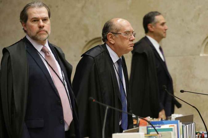 Gilmar (D) acompanhou Toffoli, mas tese de que a norma deveria valer para todas as autoridades acabou derrotada(foto: Antonio Cruz/Agência Brasil) Gilmar (D) acompanhou Toffoli, mas tese de que a norma deveria valer para todas as autoridades acabou derrotada(foto: Antonio Cruz/Agência Brasil)