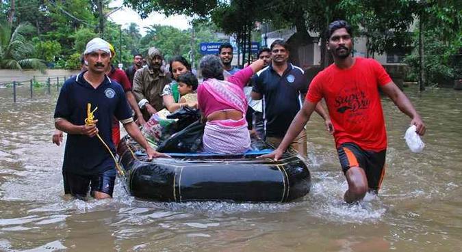 Ao menos 6.500 pessoas precisam ser evacuadas(foto: AFP) Ao menos 6.500 pessoas precisam ser evacuadas(foto: AFP)