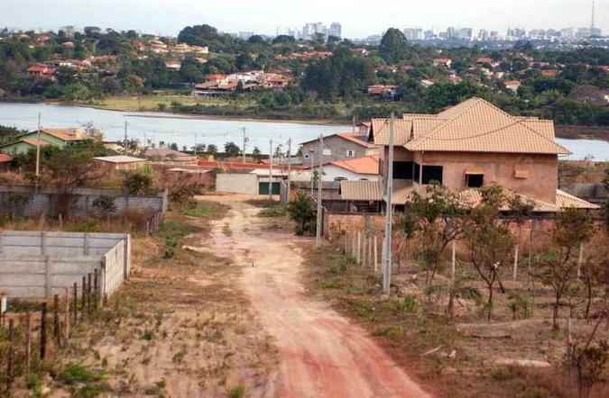 As áreas estavam sendo vendidas em uma nova etapa do Condomínio Privê, no Lago Norte(foto: Kleber Lima/CB/D.A Press (15/02/09)) As áreas estavam sendo vendidas em uma nova etapa do Condomínio Privê, no Lago Norte(foto: Kleber Lima/CB/D.A Press (15/02/09))