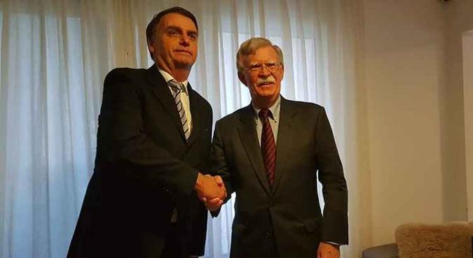 Na terça, Bolton enalteceu o encontro que teria com Bolsonaro nesta quinta(foto: Jair Bolsonaro/Redes Sociais ) Na terça, Bolton enalteceu o encontro que teria com Bolsonaro nesta quinta(foto: Jair Bolsonaro/Redes Sociais )