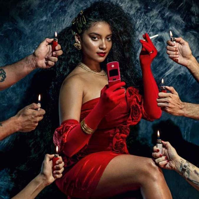 A cantora MC Tha inova no cenário pop ao unir música e religião(foto: Um nome comunicação/ Divulgação) A cantora MC Tha inova no cenário pop ao unir música e religião(foto: Um nome comunicação/ Divulgação)