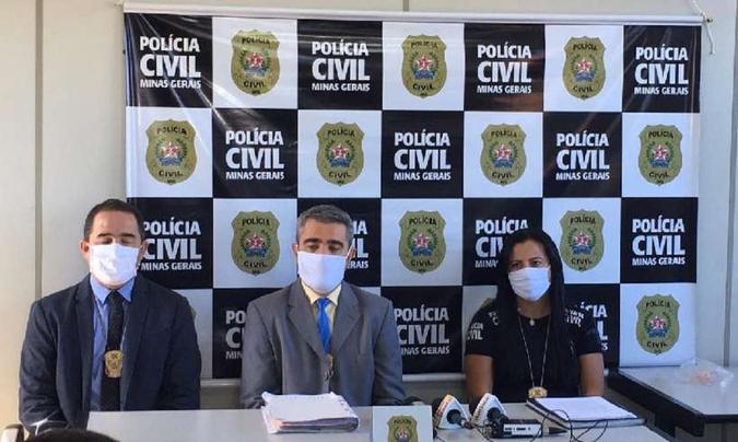 O delegado Thiago Rocha Ferreira (C) busca mais provas sobre o crime no Jardim Canadá(foto: PCMG/Divulgação) O delegado Thiago Rocha Ferreira (C) busca mais provas sobre o crime no Jardim Canadá(foto: PCMG/Divulgação)