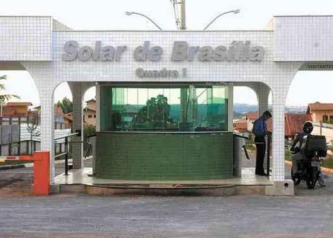 O Solar de Brasília, no Jardim Botânico, também se encaixaria na norma porque é passível de regularização (foto: Marcelo Ferreira/CB/D.A Press - 25/4/07 ) O Solar de Brasília, no Jardim Botânico, também se encaixaria na norma porque é passível de regularização (foto: Marcelo Ferreira/CB/D.A Press - 25/4/07 )