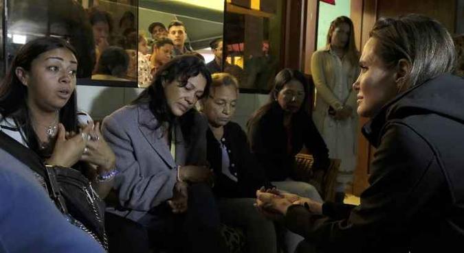 Angelina Jolie está realizando uma missão de três dias para avaliar as necessidades humanitárias dos refugiados venezuelanos e os desafios que o Peru enfrenta como país receptor(foto: AFP) Angelina Jolie está realizando uma missão de três dias para avaliar as necessidades humanitárias dos refugiados venezuelanos e os desafios que o Peru enfrenta como país receptor(foto: AFP)