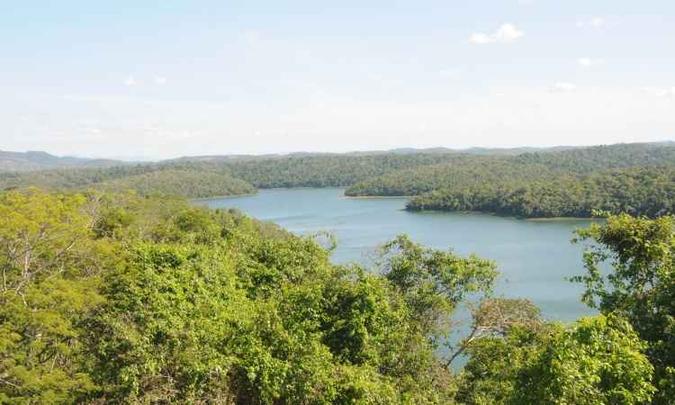 Lagoa do Bispo, a mais extensa e profunda do Brasil, faz parte do patrimônio lacustre do Parque Estadual do Rio Doce(foto: Beto Novaes/EM/D.A Press) Lagoa do Bispo, a mais extensa e profunda do Brasil, faz parte do patrimônio lacustre do Parque Estadual do Rio Doce(foto: Beto Novaes/EM/D.A Press)