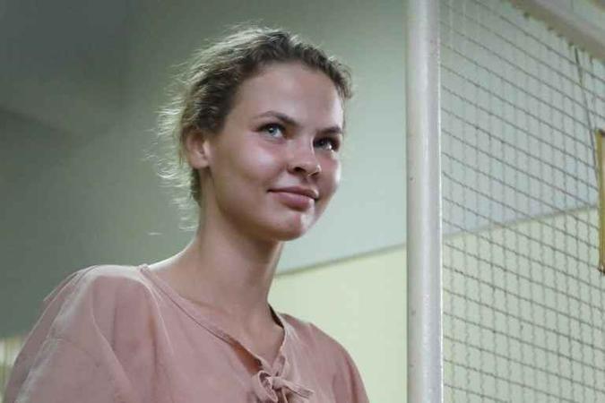 Nastia Rybka foi presa em fevereiro junto com outros nove estrangeiros que organizavam cursos de Nastia Rybka foi presa em fevereiro junto com outros nove estrangeiros que organizavam cursos de